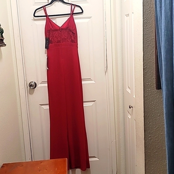 CITY STUDIO RED PROM SPAGHETTI STRAP WITH SPLIT AND LACE BACK MAXI DRESS SIZE 1 - Picture 3 of 12